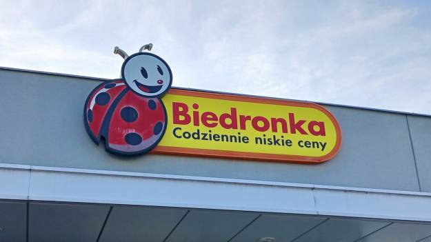 Pilny komunikat Biedronki. Klienci proszeni o..