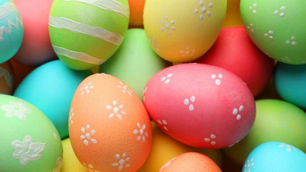 Ten domowy sposób na pisanki podbija internet...